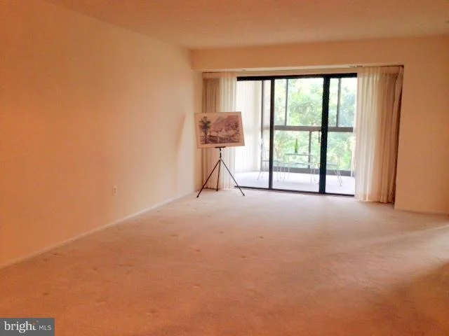 Photo of Unit 4822 at 15100 INTERLACHEN DRIVE