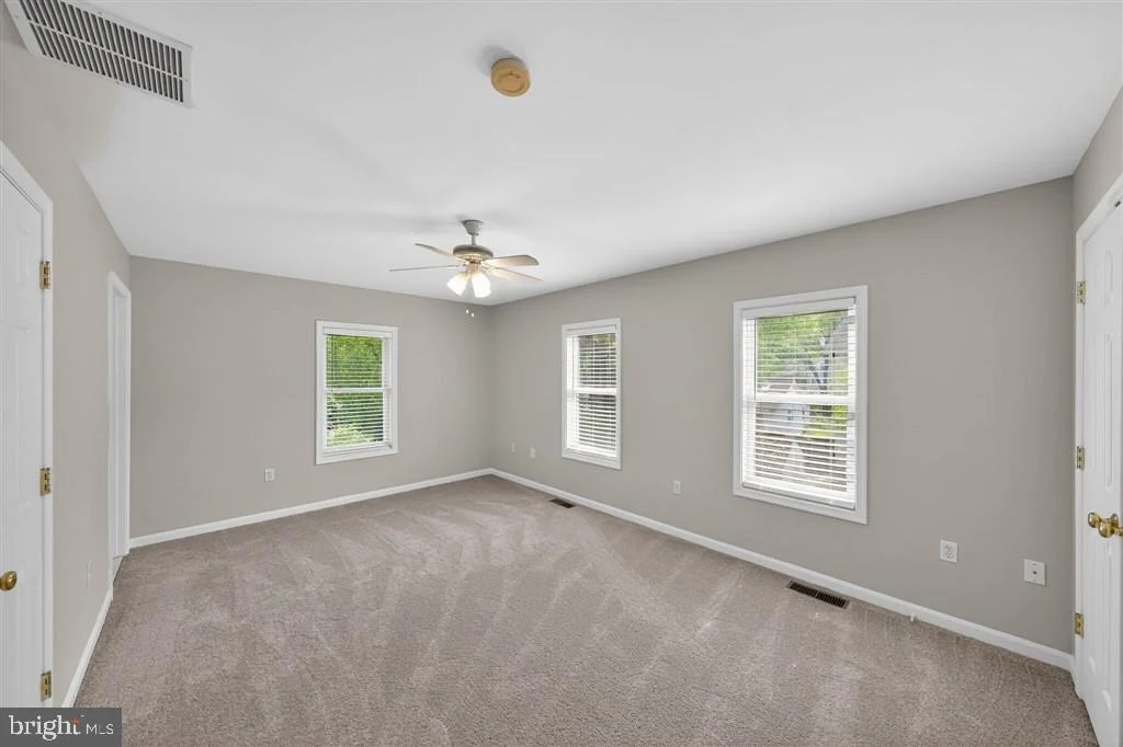 Photo of 1604 ORIOLE ROAD