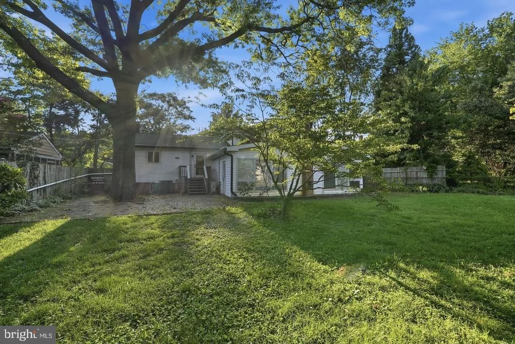 Photo of 1206 BEECHWOOD DRIVE