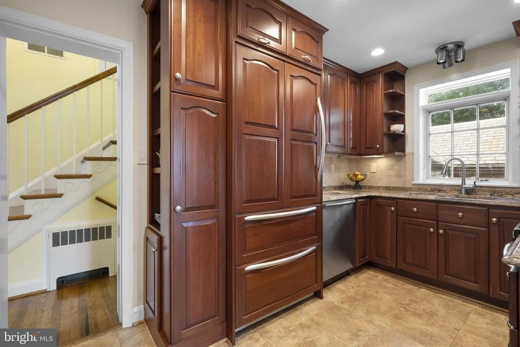 Photo of 19 INDIAN SPRING DRIVE