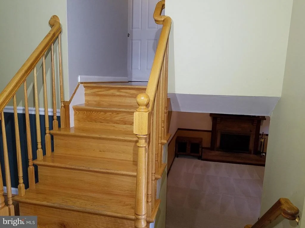 Photo of 9621 PODIUM DRIVE
