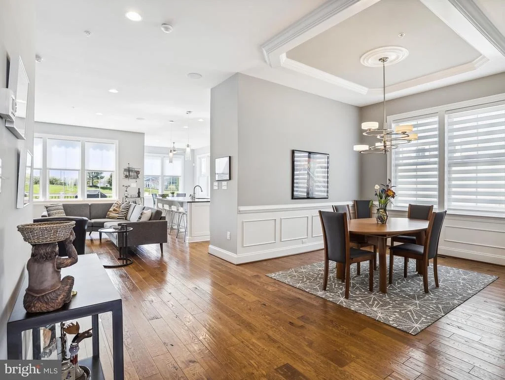 Photo of 2936 LEVEE DRIVE