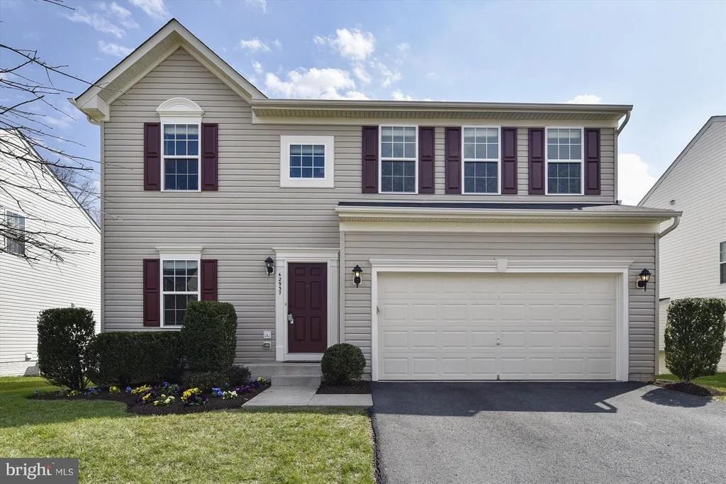 Photo of 42937 SPYDER PLACE