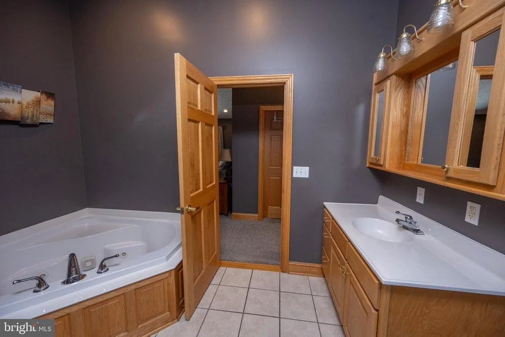 Photo of 723 PINNACLE DRIVE
