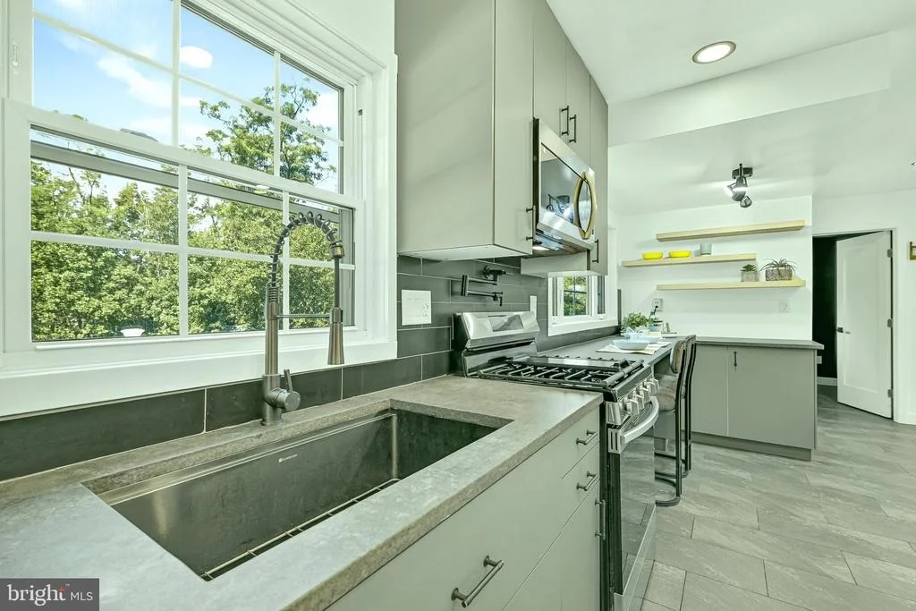 Photo of 14208 N NORTH GATE DRIVE