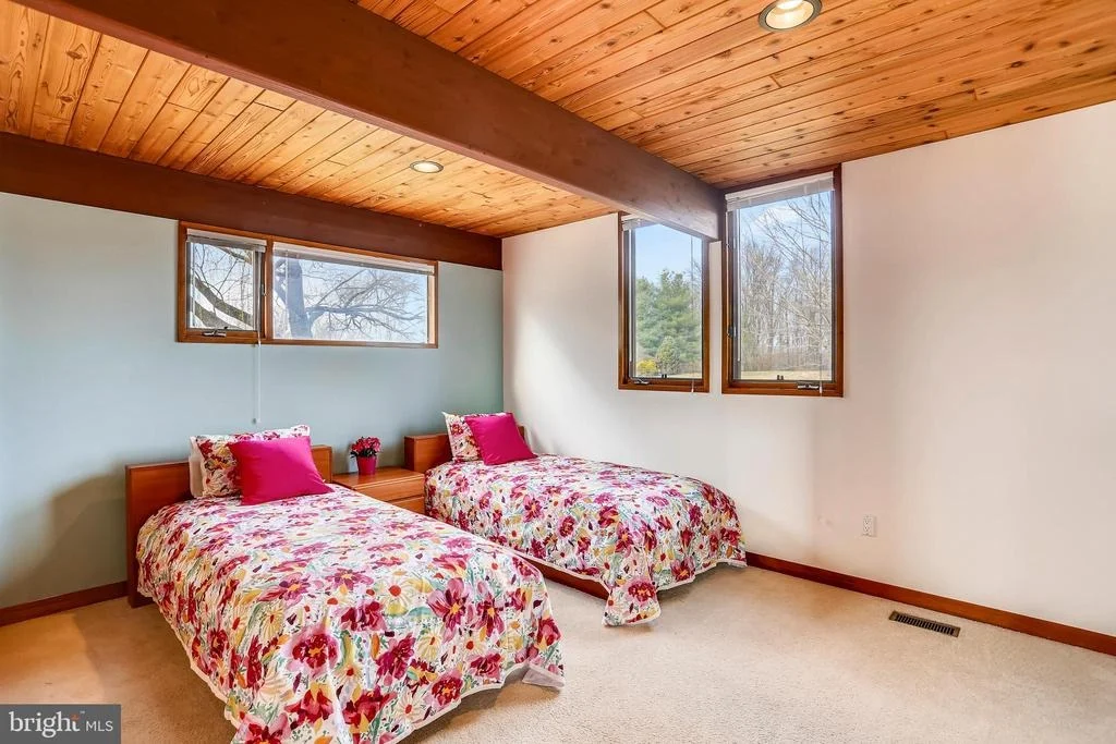 Photo of 20617 TOP RIDGE DRIVE