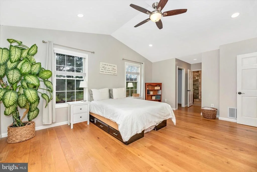 Photo of 10831 EASTERDAY ROAD