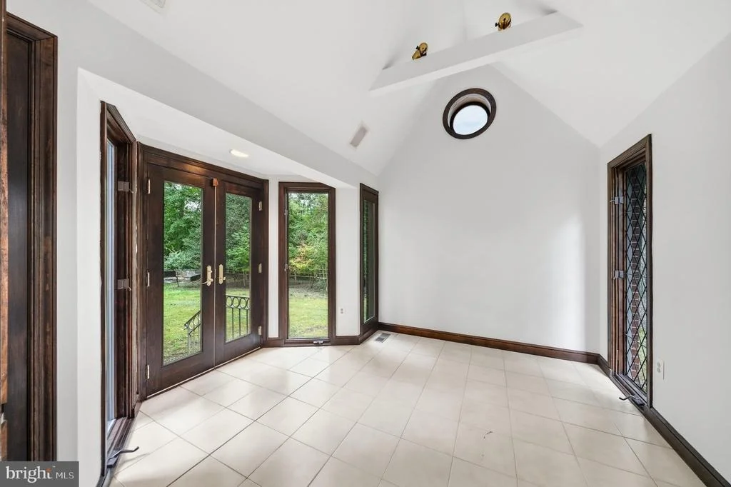 Photo of 10601 SWEETBRIAR PARKWAY