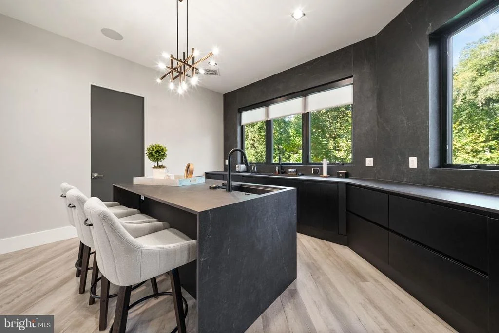Photo of 3525 GLENBROOK ROAD