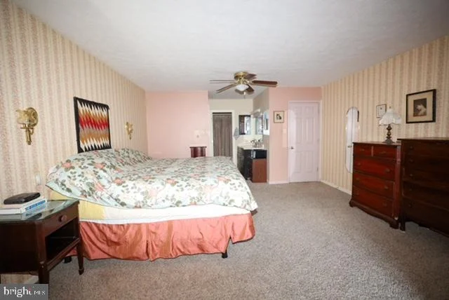 Photo of 1740 FAIRMOUNT ROAD