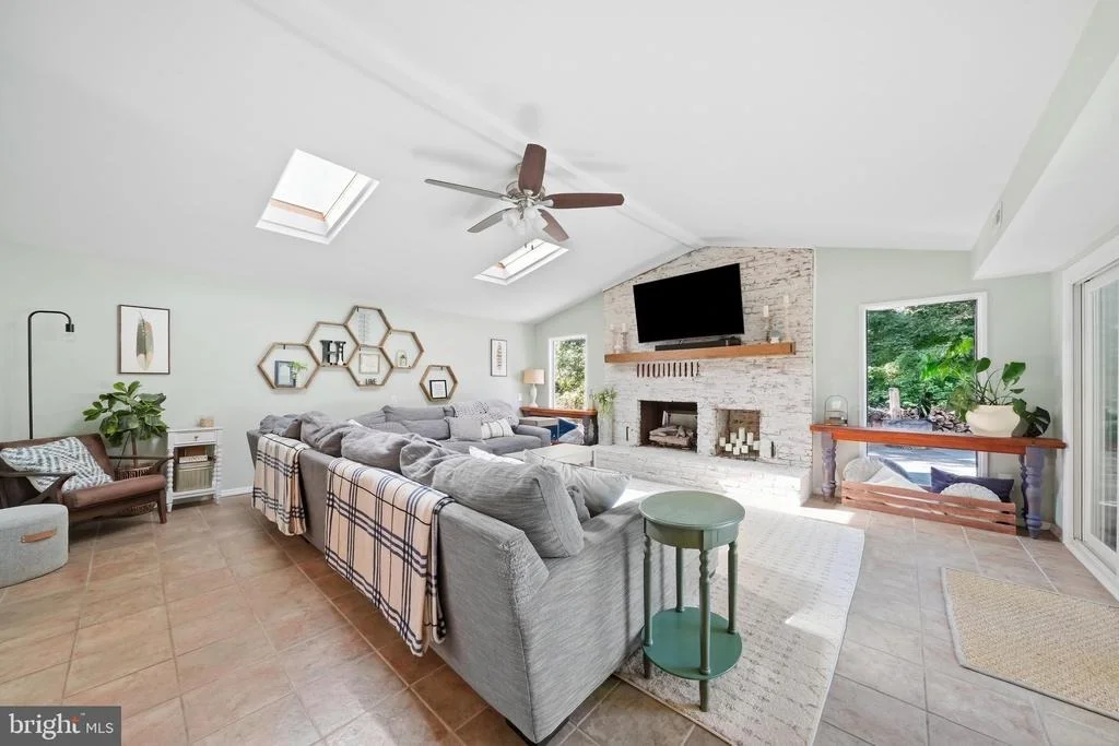 Photo of 1743 MAYFAIR PLACE