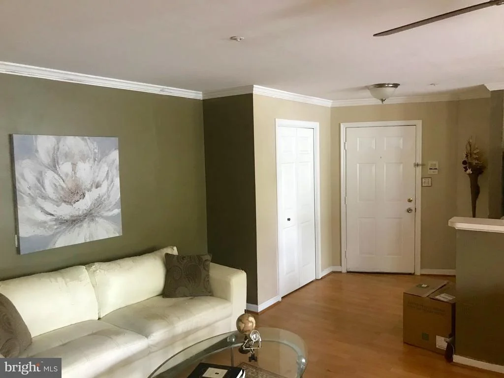 Photo of Unit 2A at 2402 ELLSWORTH WAY