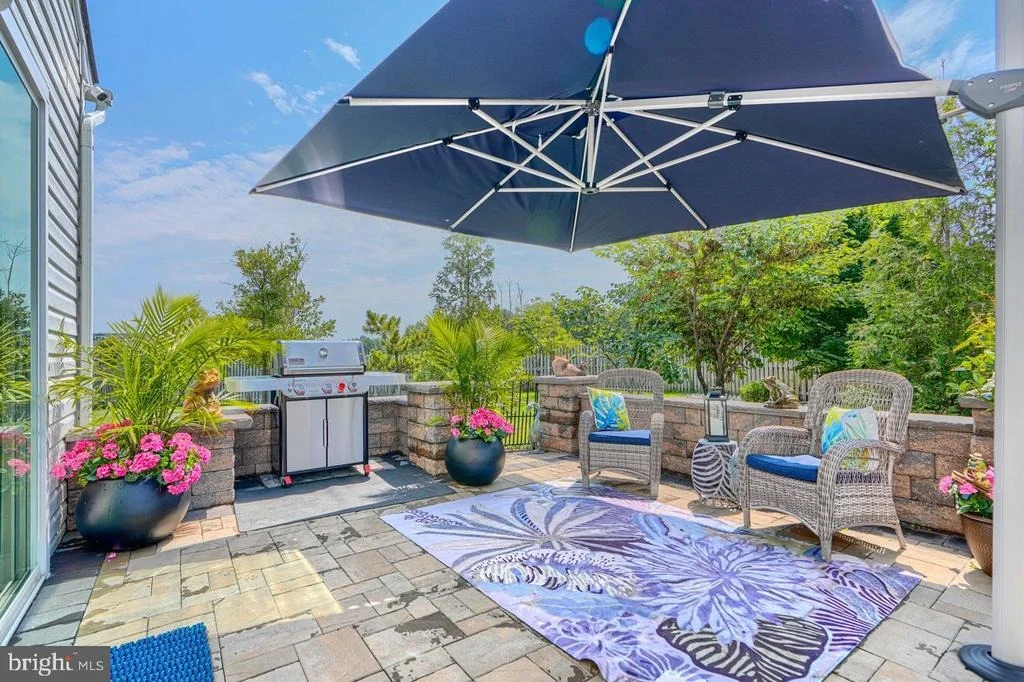 Photo of 320 BAYBERRY DRIVE
