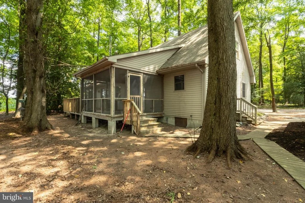 Photo of 19268 DEERFIELD ROAD
