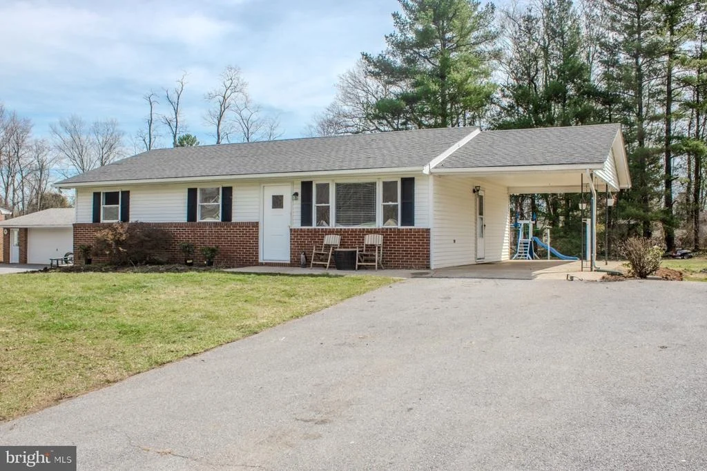 Photo of 10637 POWELL ROAD