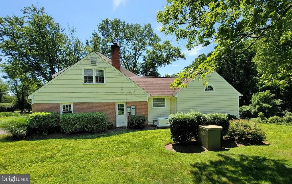 Photo of 8219 RIDING RIDGE PLACE