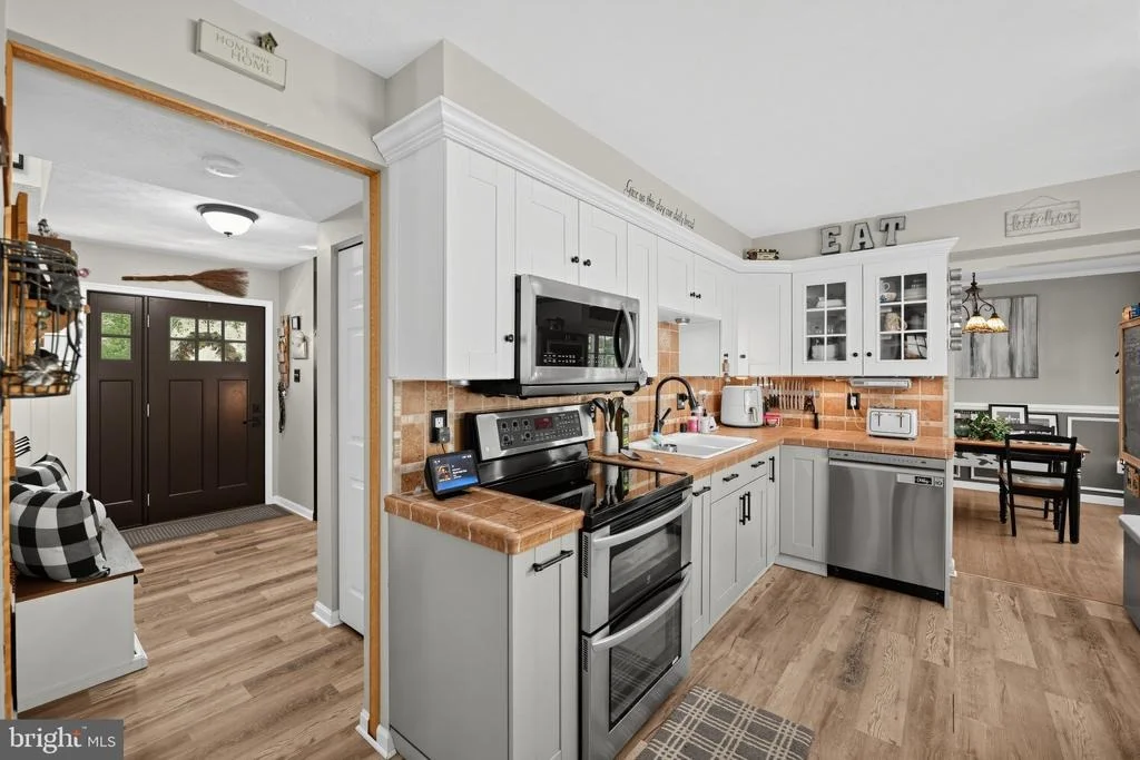 Photo of 553 CROSSBRIDGE DRIVE