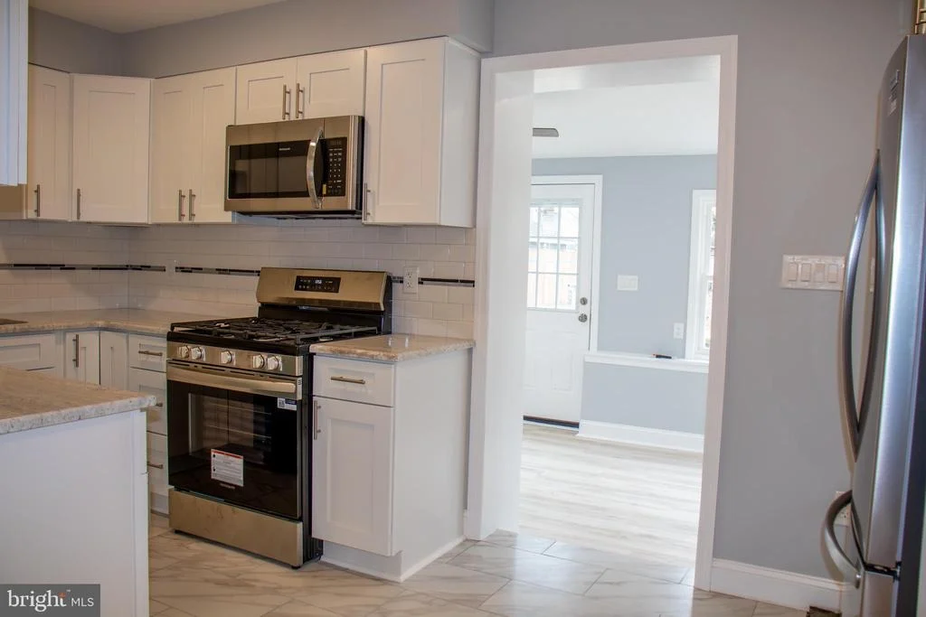 Photo of 952 COLUMBUS ROAD