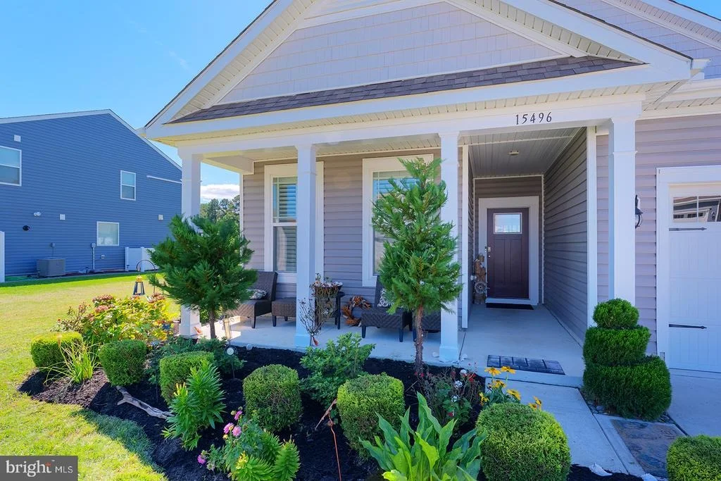 Photo of 15496 CRAPE MYRTLE ROAD