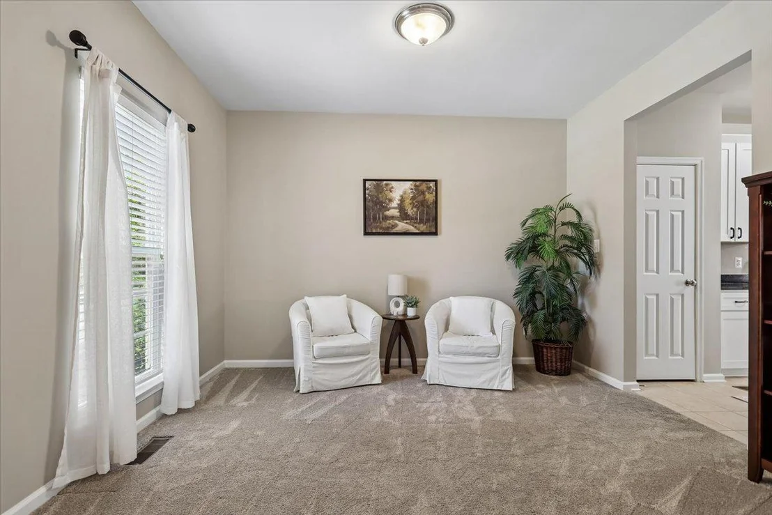 Photo of 42940 SPYDER PLACE