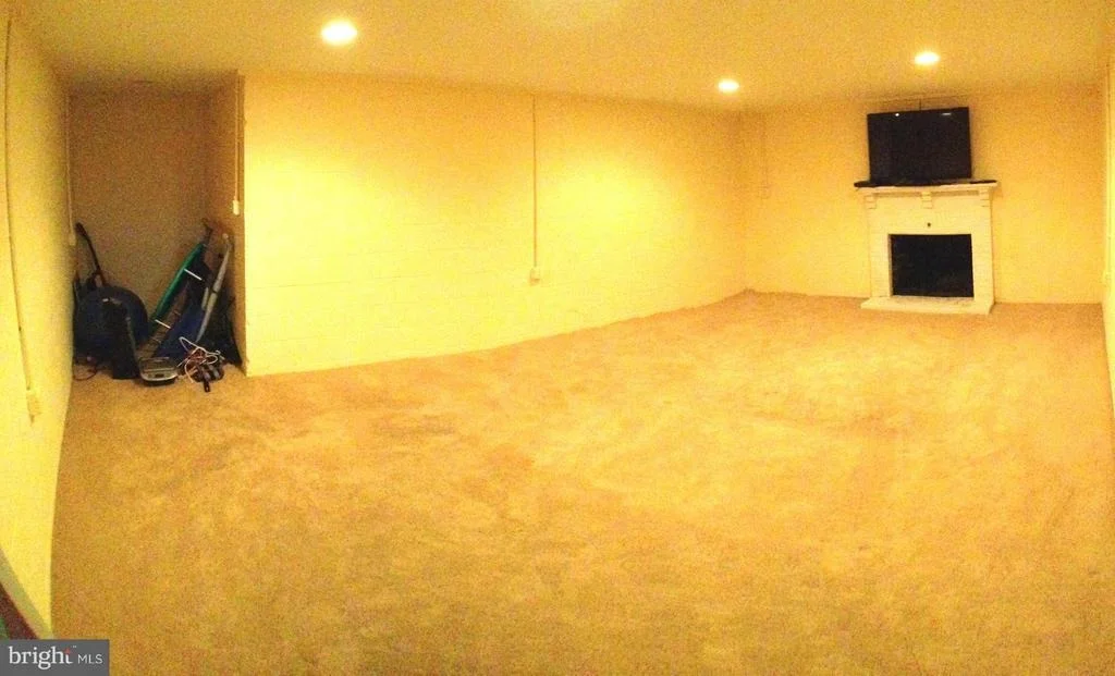 Photo of 17 13TH STREET E