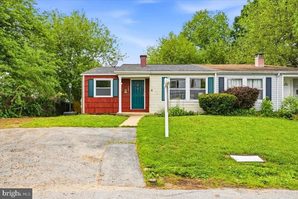 Photo of 308 HEATHER RIDGE DRIVE
