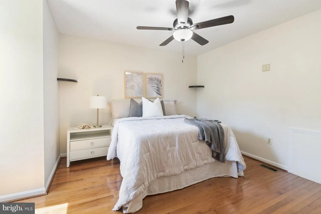 Photo of 14215 GREENVIEW DRIVE