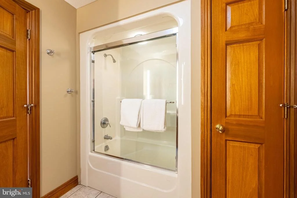 Photo of 1200 MOUNTAINVIEW DRIVE