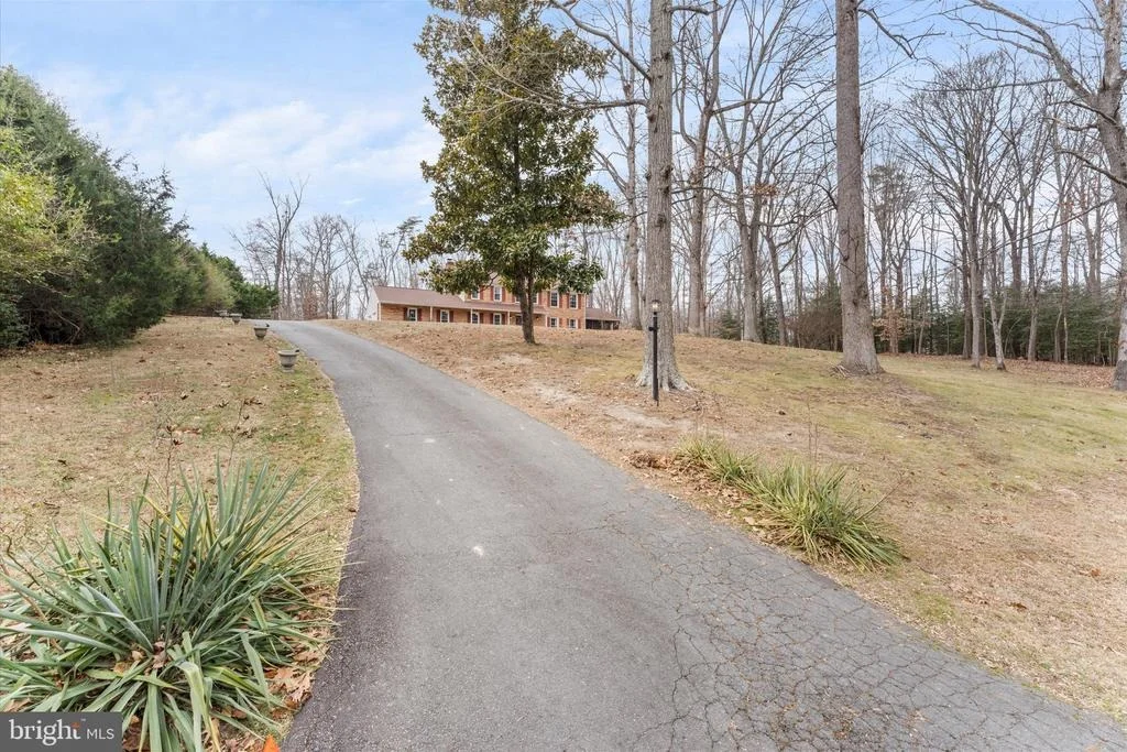 Photo of 8015 STILLBROOKE ROAD