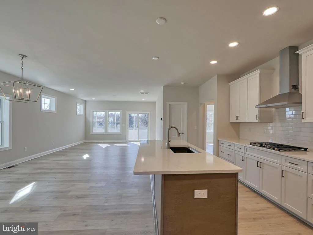 Photo of 33745 CATCHING COVE CT