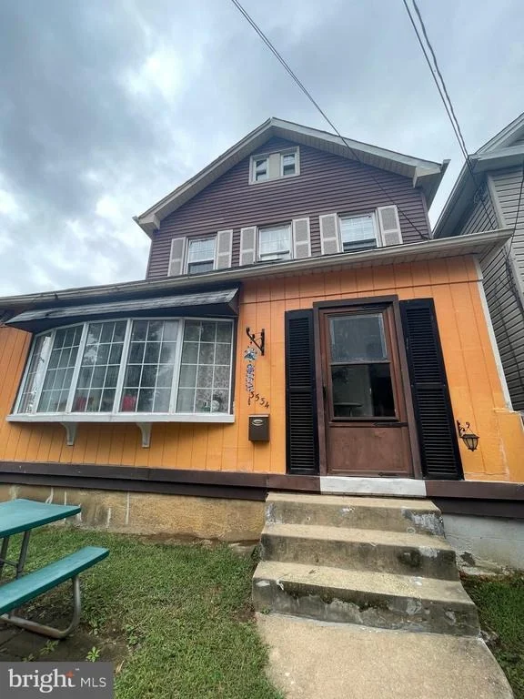 Photo of 3534 POOLE STREET