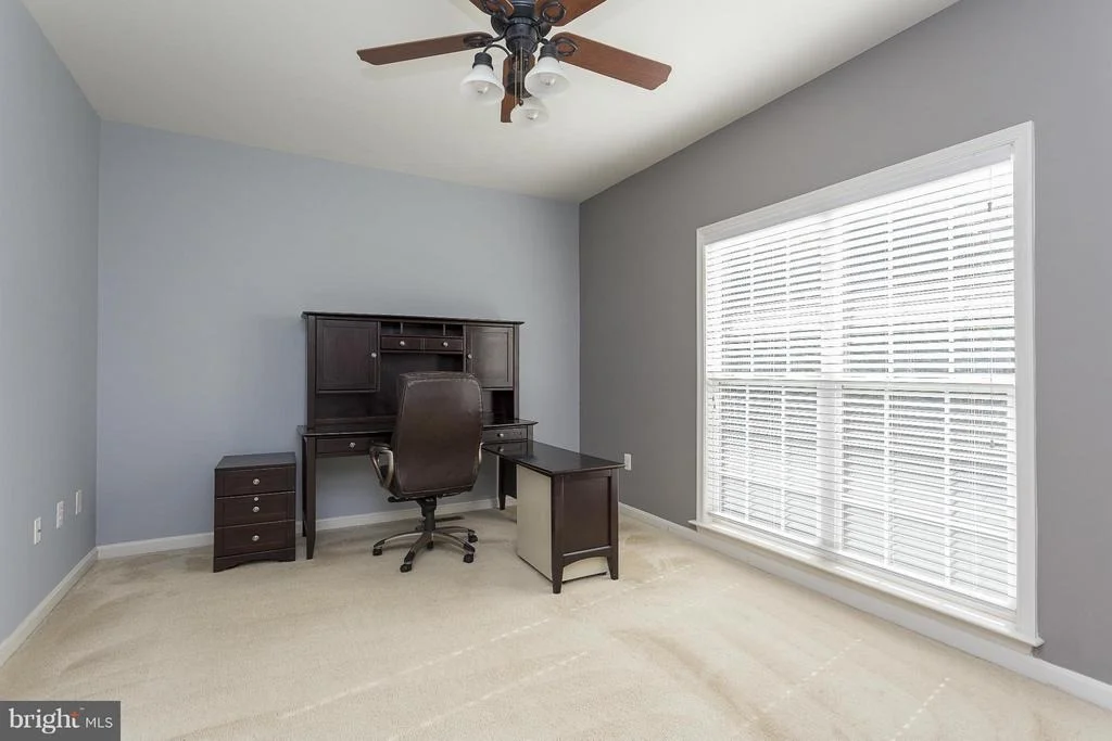 Photo of 619 PINEVIEW COURT