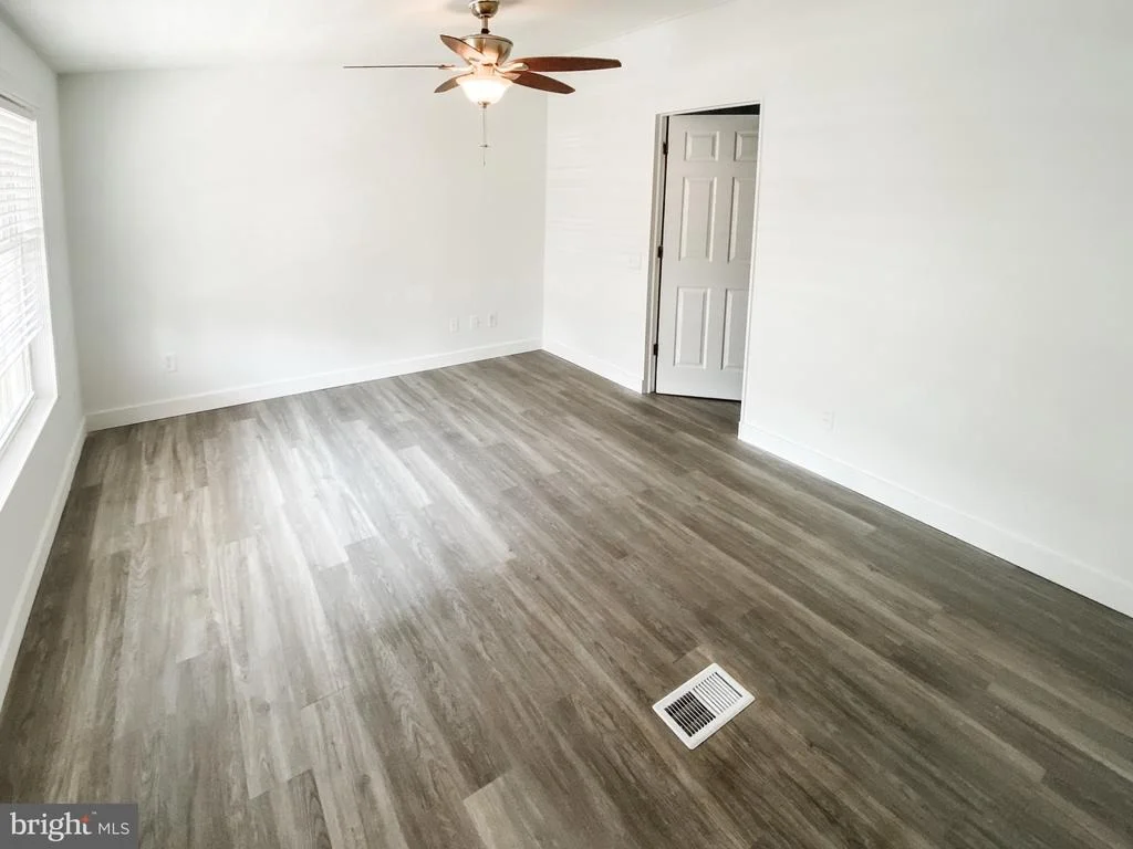 Photo of 210 5TH STREET