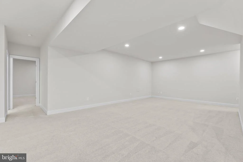 Photo of 23754 KILKERRAN DRIVE
