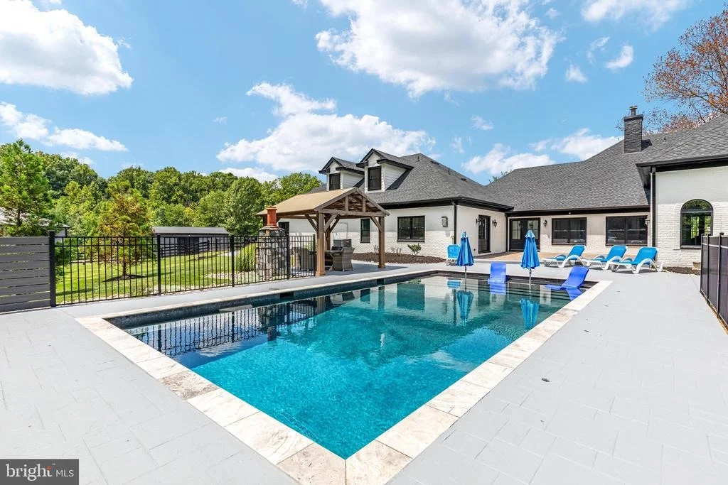 Photo of 19427 ROLLING HILLS DRIVE