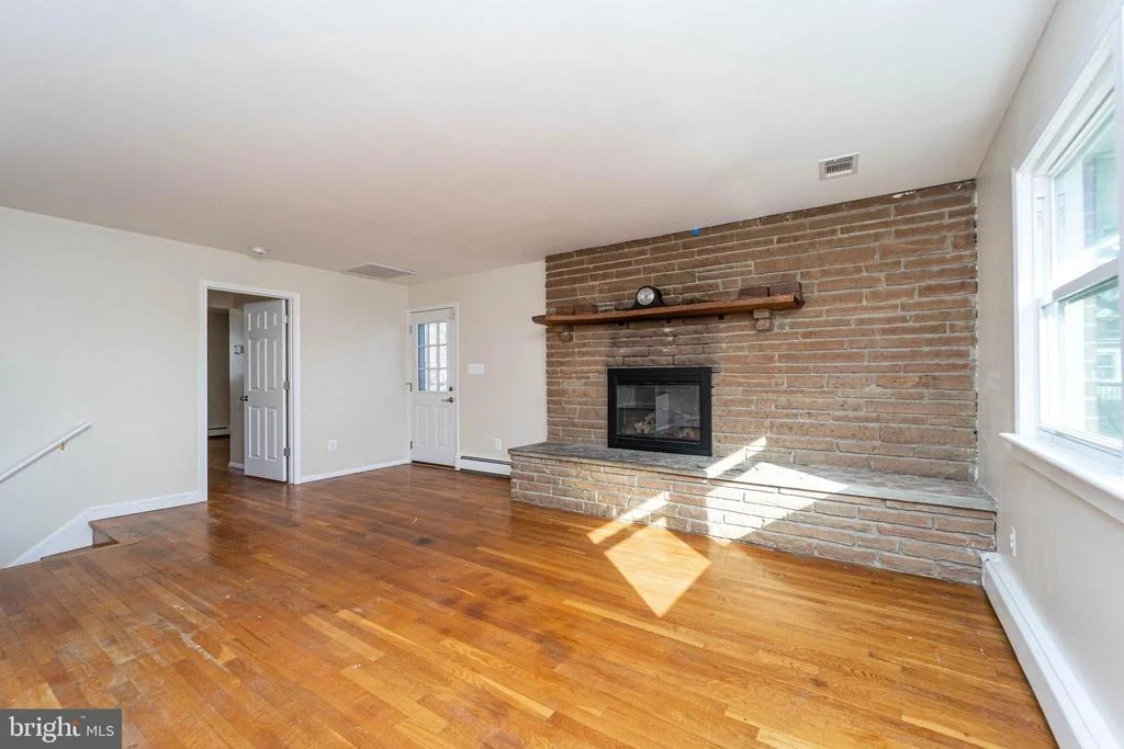 Photo of 1029 HARRISON DRIVE