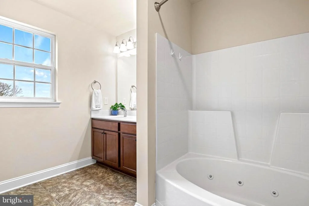Photo of 4164 THRIFT ROAD