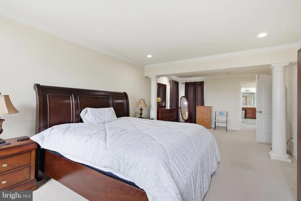 Photo of 43679 LUCKETTS BRIDGE CIRCLE