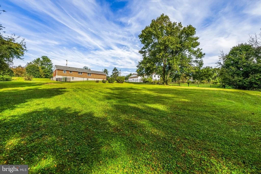Photo of 12721 MANOR ROAD