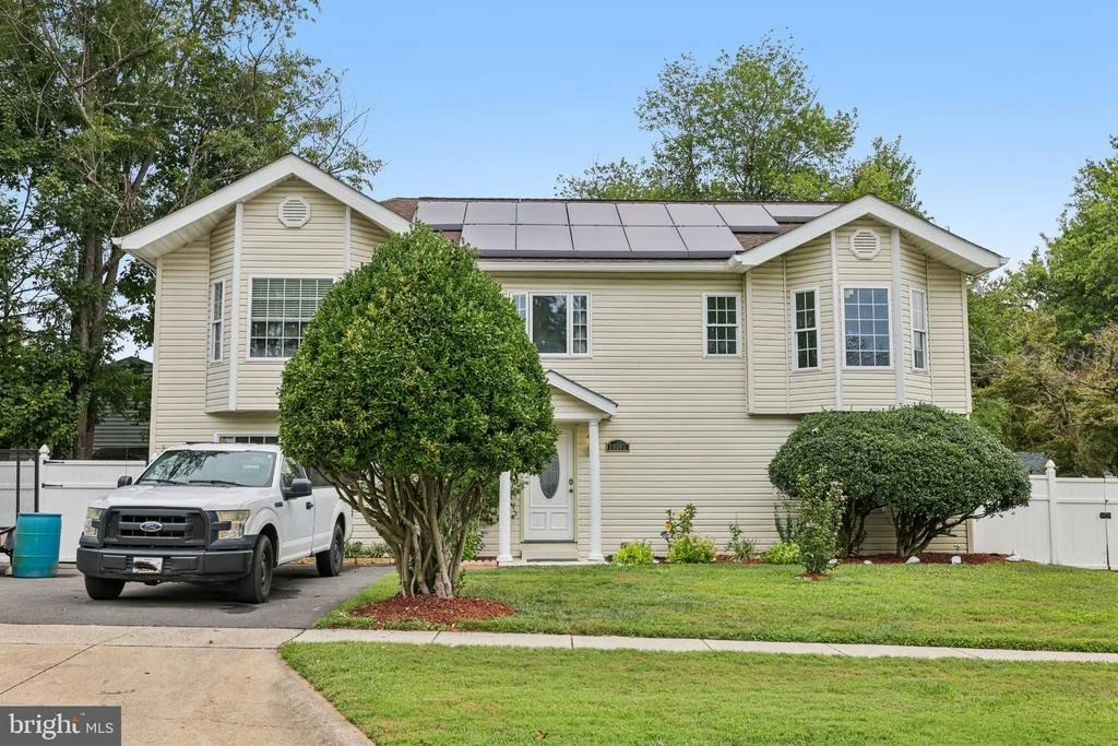Photo of 19069 STALEYBRIDGE ROAD