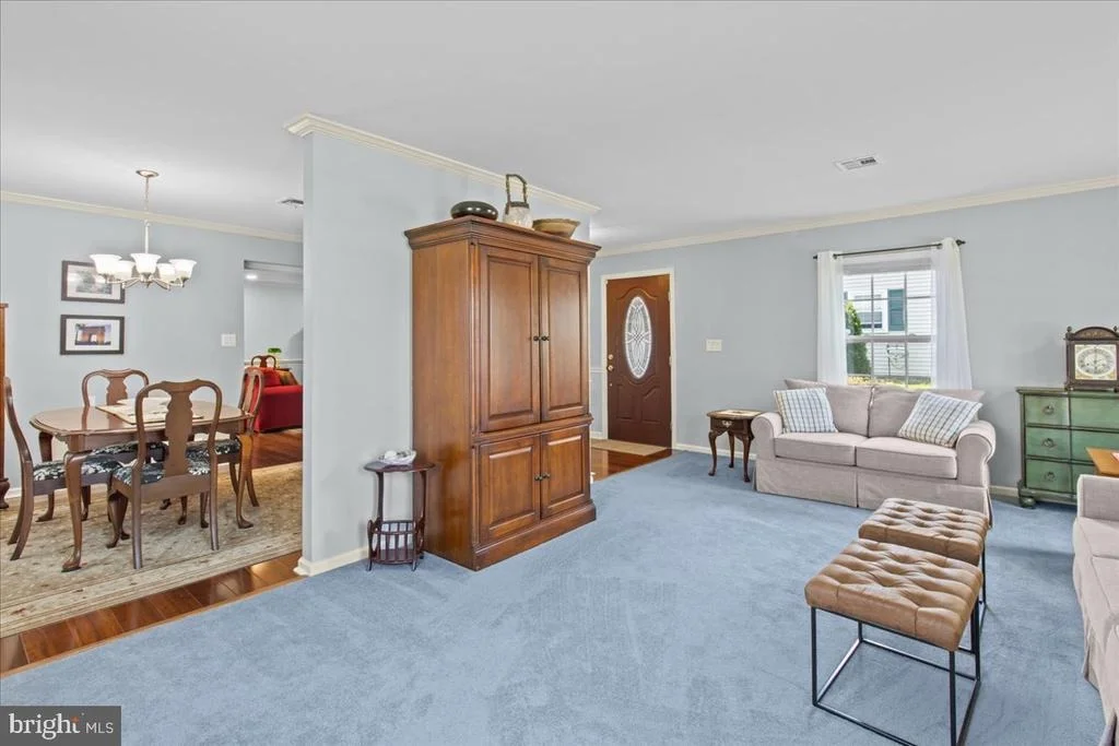 Photo of 32 BUCKINGHAM DRIVE