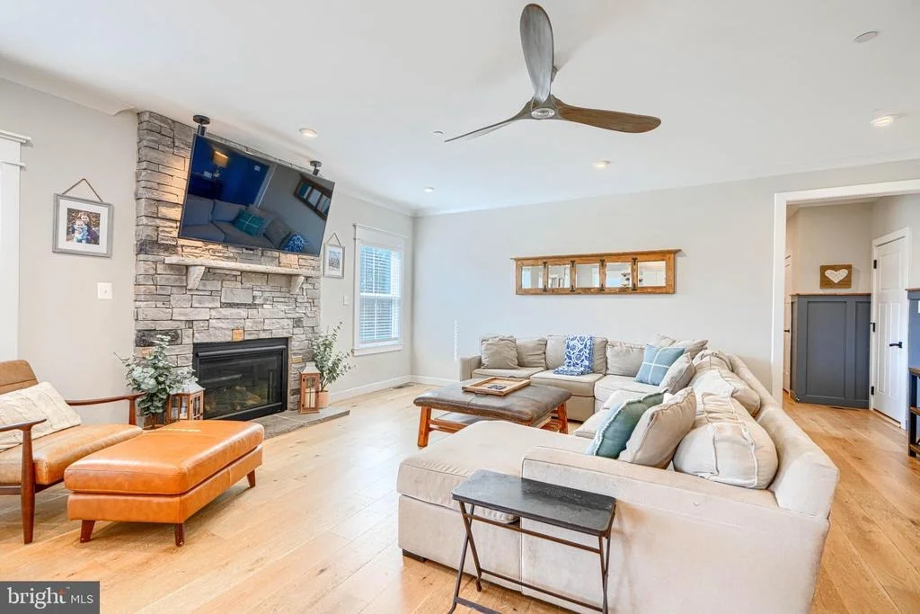 Photo of 2553 HANOVER PIKE