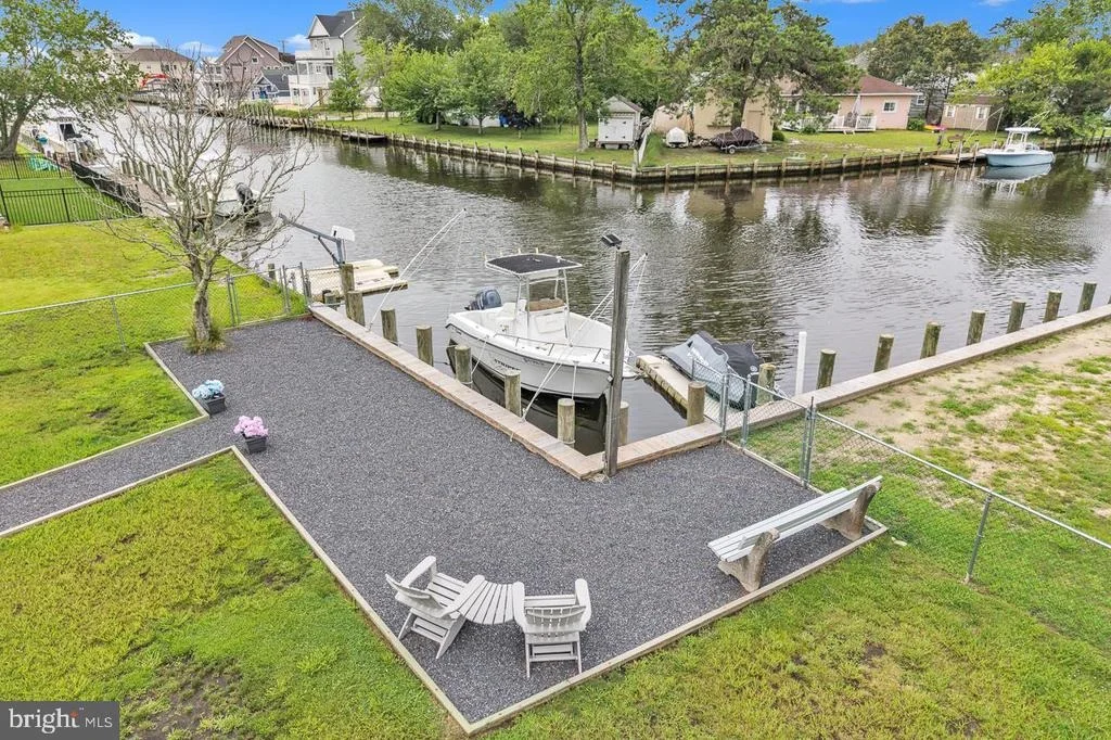 Photo of 18 BEACON DRIVE