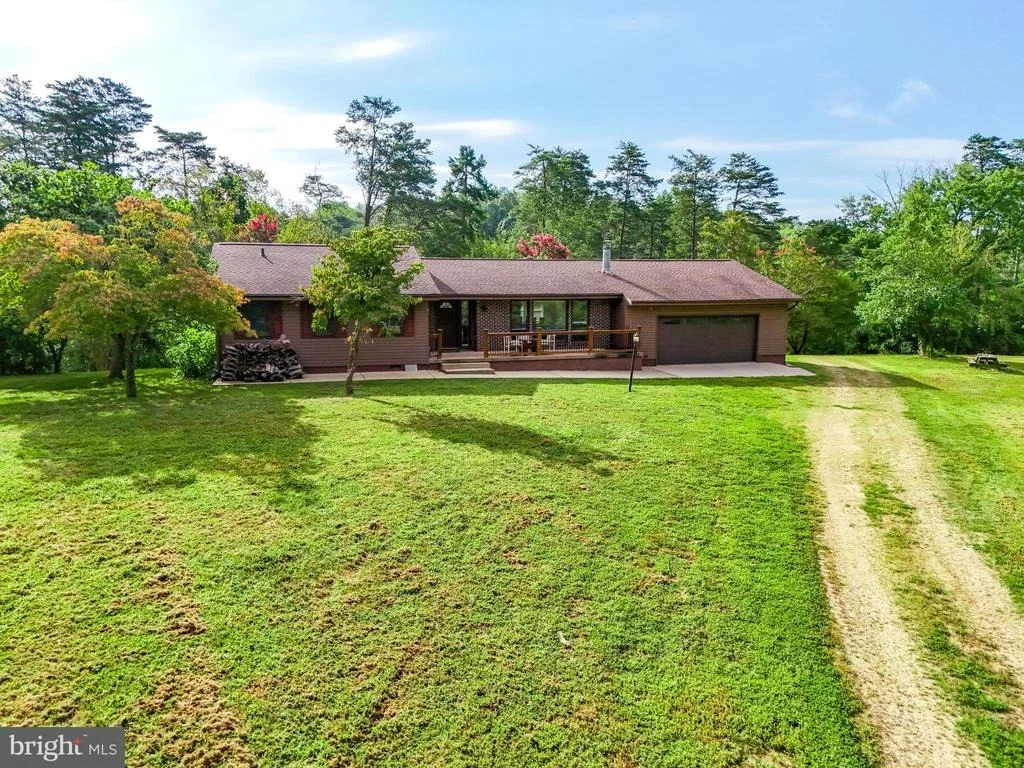 Photo of 3807 BEAR TREE LANE