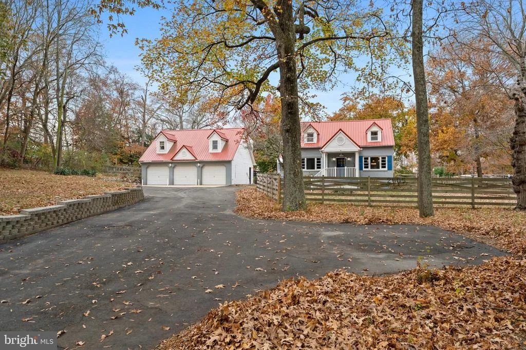 Photo of 2605 MARSHALL HALL ROAD