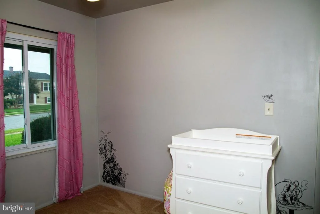 Photo of 276 PINOAK LANE