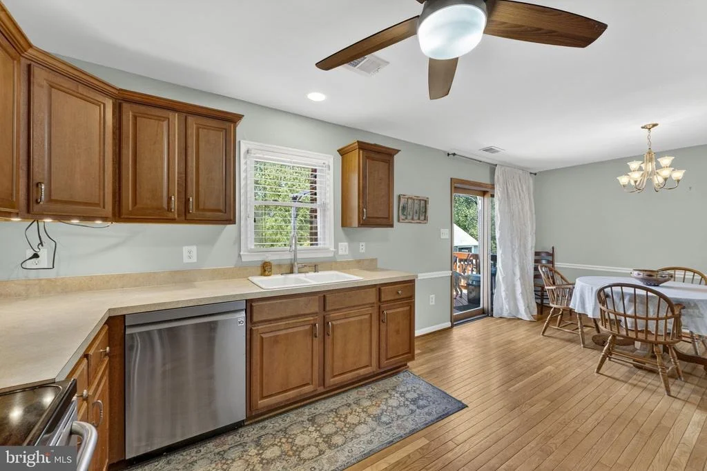 Photo of 7074 GRAYS MILL ROAD