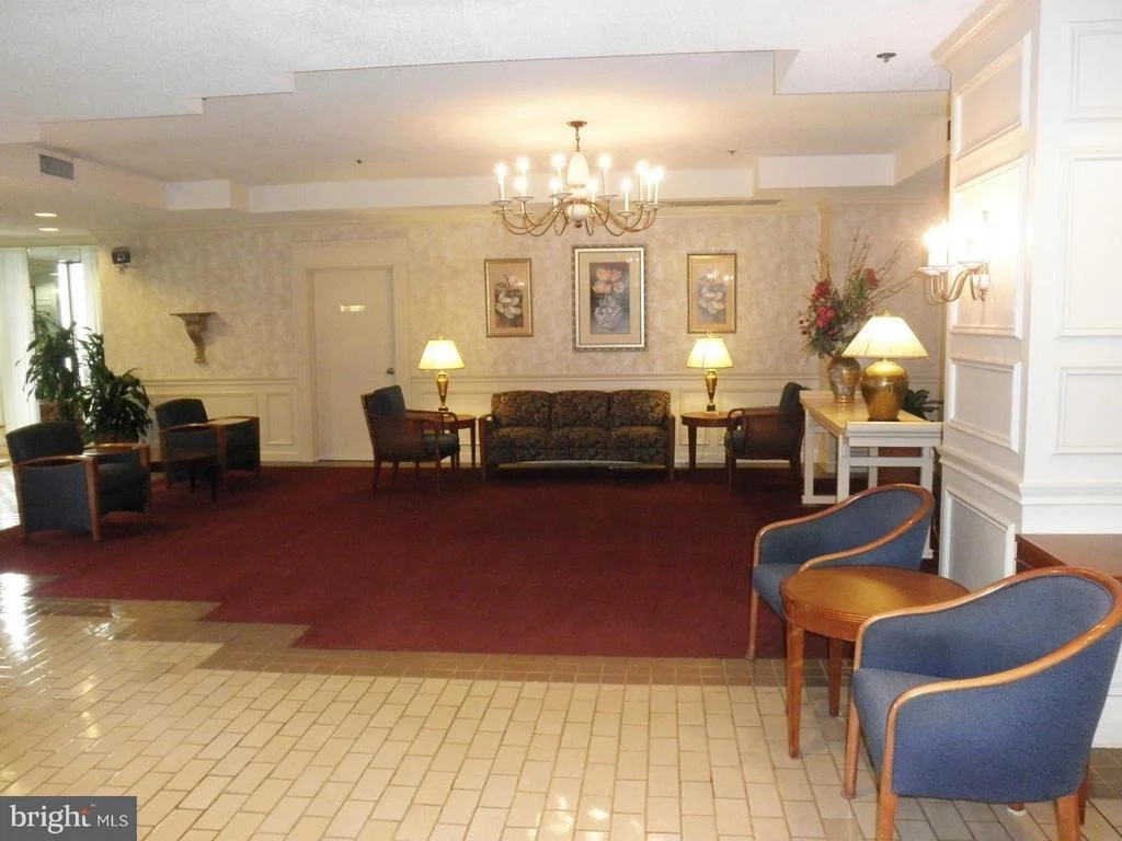 Photo of Unit 1915 at 15101 INTERLACHEN DRIVE