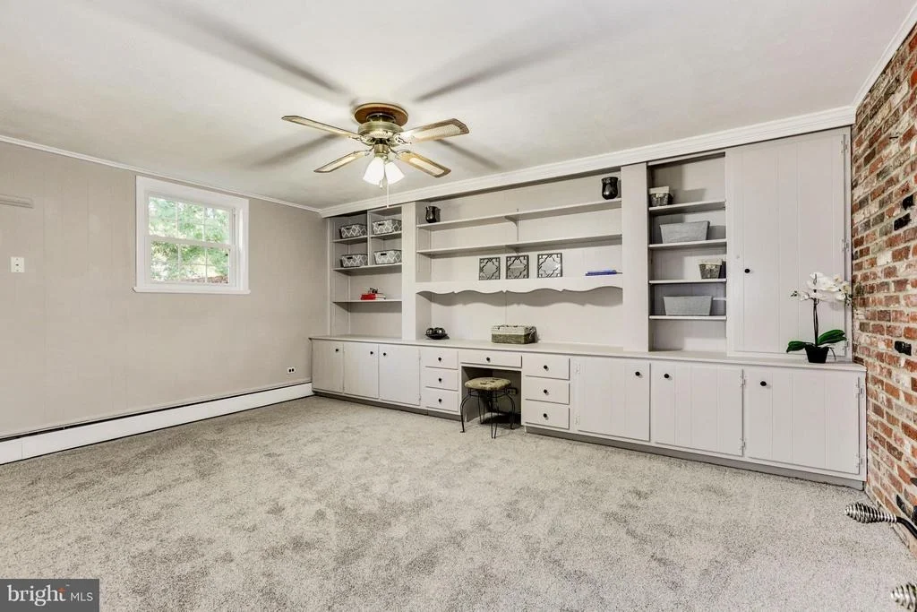 Photo of 18112 MUNCASTER ROAD