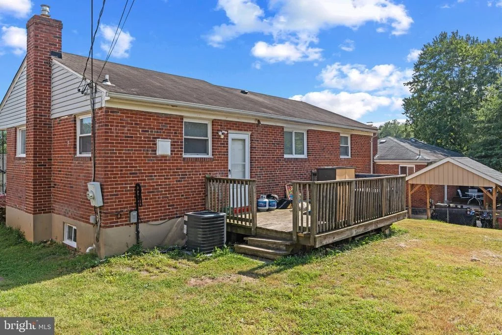 Photo of 1031 WARD STREET